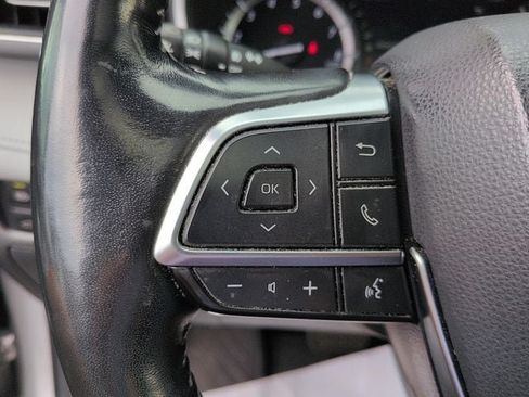 Used 2021 Toyota Highlander Limited AWD/4WD image 20