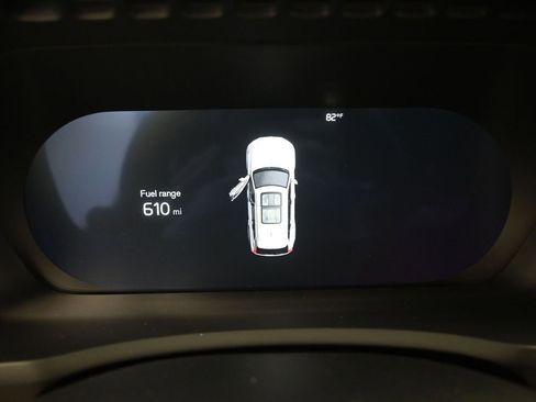 New 2026 Volvo XC90 B5 Plus image 12