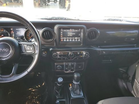 Used 2021 Jeep Wrangler Unlimited Sport AWD/4WD image 13