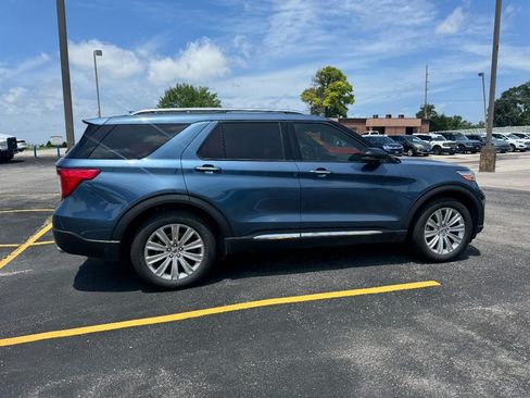 Used 2020 Ford Explorer Limited w/ Class III Trailer Tow Package AWD/4WD image 4