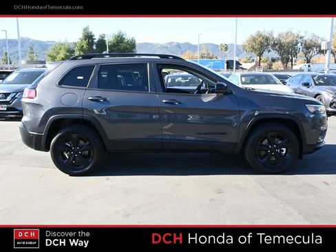 Used 2023 Jeep Cherokee Altitude Lux w/ Lux Elite Package image 5