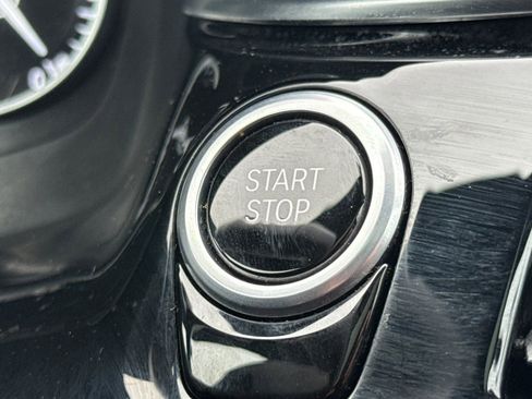 Used 2018 BMW 530e w/ Premium Package 2 image 22