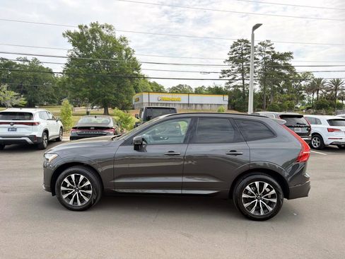 Used 2024 Volvo XC60 B5 Core w/ Protection Package Premier image 8