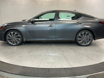 New 2026 Nissan Altima 2.5 SV