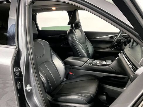 Used 2023 INFINITI QX60 Luxe w/ Vision Package AWD/4WD image 7