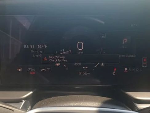 New 2026 GMC Terrain Elevation w/ Elevation Premium Package AWD/4WD image 16