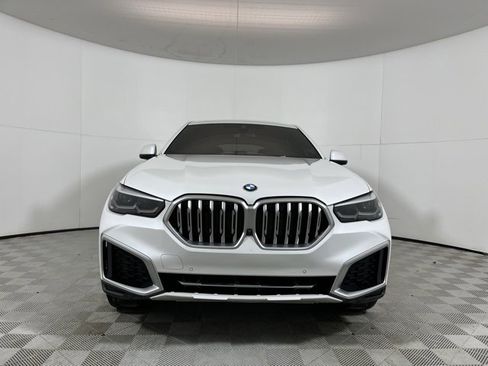 Used 2023 BMW X6 xDrive40i w/ Premium Package image 2
