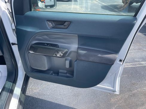 Used 2022 Ford Maverick XL w/ Equipment Group 100A Standard AWD/4WD image 18