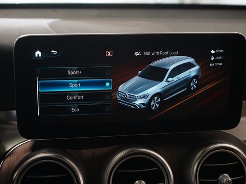 Certified 2022 Mercedes-Benz GLC 300 4MATIC image 24