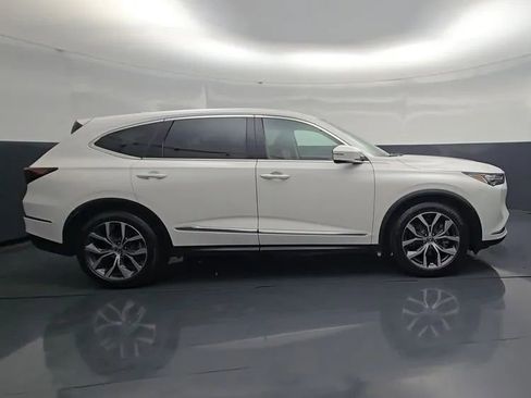 Used 2024 Acura MDX SH-AWD w/ Technology Package image 8