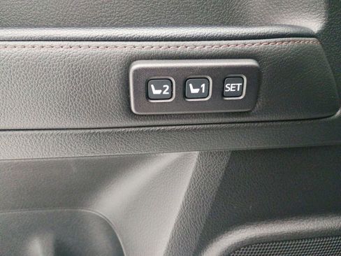 Used 2020 Toyota 4Runner image 29