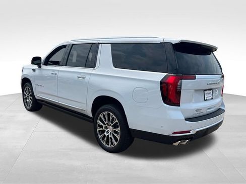 New 2026 GMC Yukon XL Denali w/ Sun & Power Step Package AWD/4WD image 4