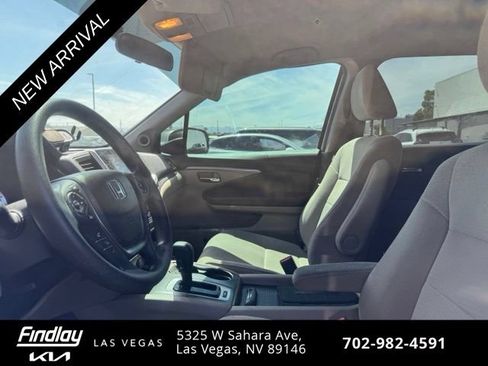 Used 2018 Honda Pilot EX image 5