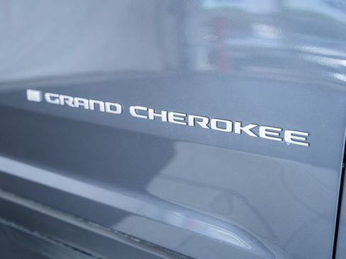 New 2026 Jeep Grand Cherokee L Laredo AWD/4WD image 17