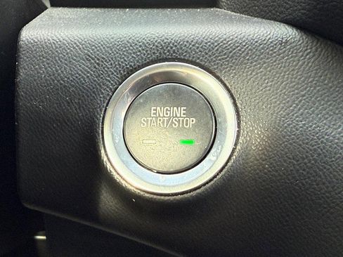 Certified 2023 GMC Terrain SLE image 15