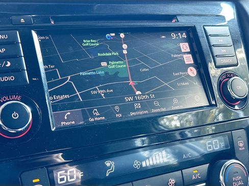 Used 2019 Nissan Rogue SL w/ Premium Package image 12