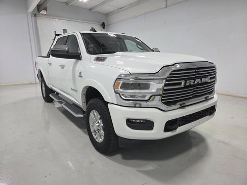 Used 2022 RAM 2500 Laramie AWD/4WD image 3