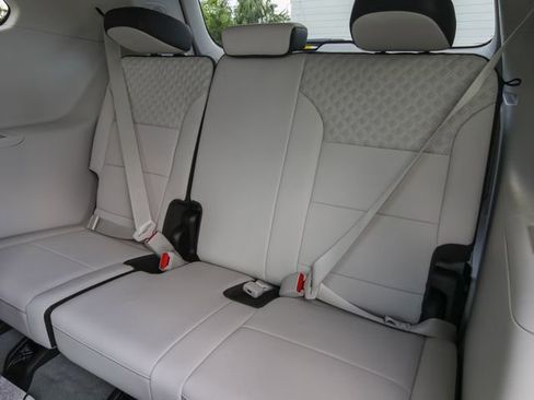 New 2026 GMC Acadia Denali w/ Super Cruise Package image 29