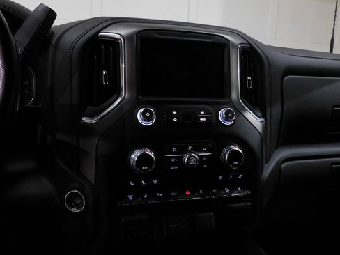 Used 2022 GMC Sierra 3500 Denali w/ Technology Package image 57