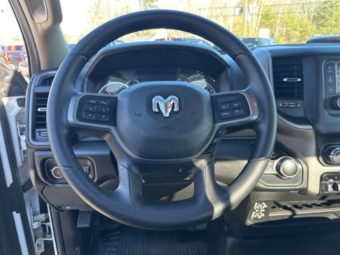 Used 2019 RAM 2500 Tradesman w/ Chrome Appearance Group AWD/4WD image 21