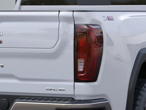 New 2026 GMC Sierra 2500 SLE AWD/4WD image 16