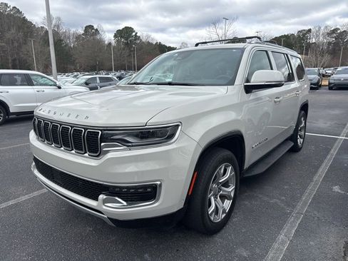 Used 2022 Jeep Wagoneer Series II image 11