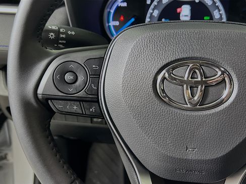 Used 2023 Toyota RAV4 XSE AWD/4WD image 19