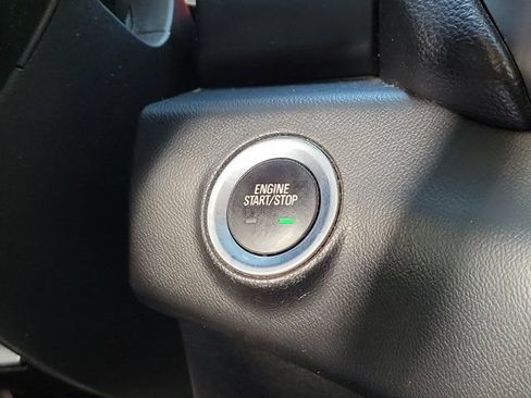 Used 2018 GMC Terrain SLE w/ Driver Convenience Package AWD/4WD image 18
