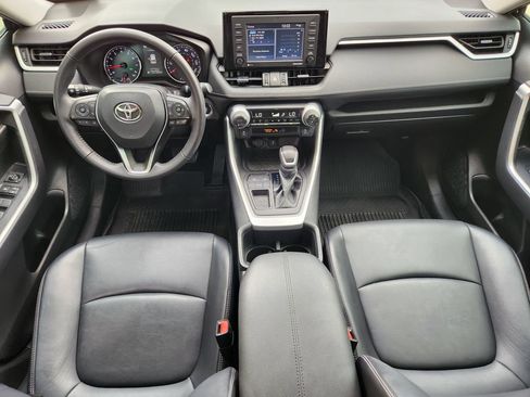 Used 2022 Toyota RAV4 XLE Premium FWD image 25