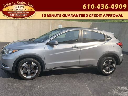 Used 2018 Honda HR-V EX image 1