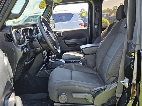 Used 2021 Jeep Wrangler Sport S image 5