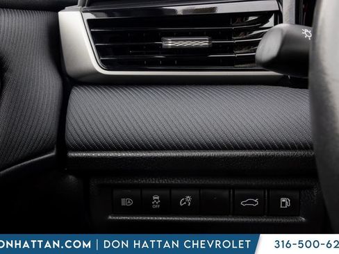 Used 2025 Toyota Camry SE FWD image 10