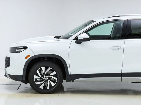 New 2026 Volkswagen Tiguan S image 40