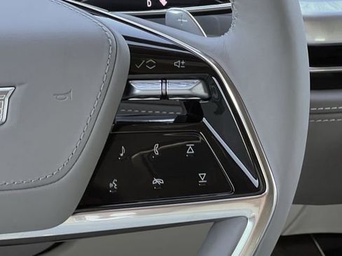 Certified 2026 Cadillac Escalade ESV Platinum Sport w/ LPO, ONYX Package image 17