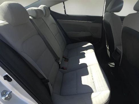 Used 2018 Hyundai Elantra Value Edition FWD image 20