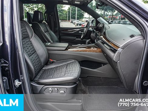 Used 2023 Cadillac Escalade Sport Platinum w/ LPO, ONYX Package AWD/4WD image 23