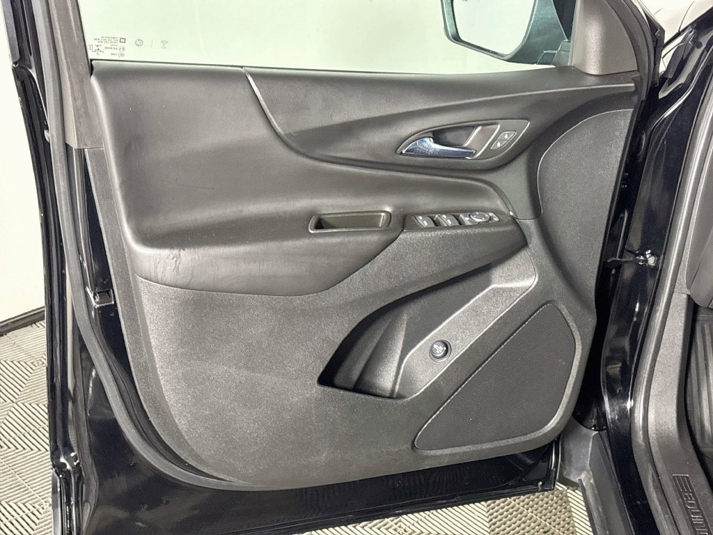 Used 2022 Chevrolet Equinox LT AWD/4WD image 10
