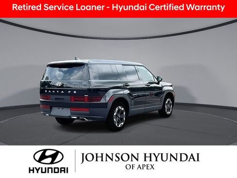 Used 2025 Hyundai Santa Fe SE AWD/4WD image 10