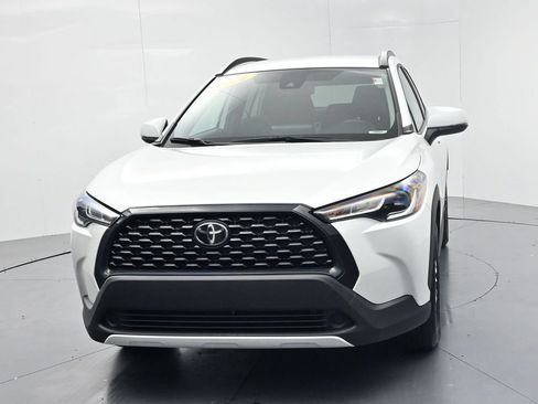 Used 2022 Toyota Corolla Cross LE w/ Black Badges Package (TMS) AWD/4WD image 3