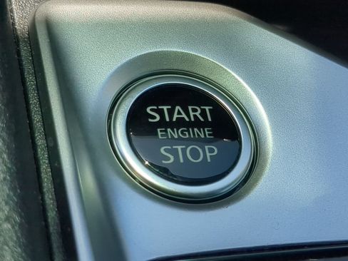 Used 2025 Nissan Altima 2.5 SV FWD image 23