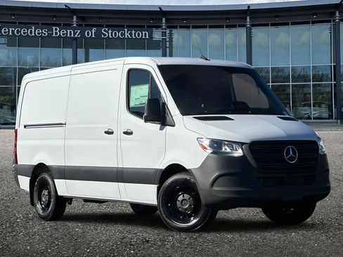 New 2025 Mercedes-Benz Sprinter 2500 image 2