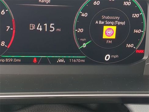 Certified 2025 Volkswagen Jetta GLI Autobahn image 32