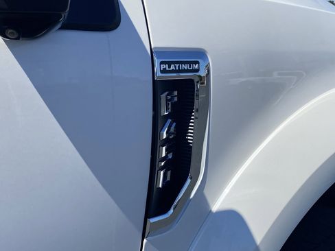 Used 2019 Ford F450 Platinum w/ Platinum Ultimate Package image 6