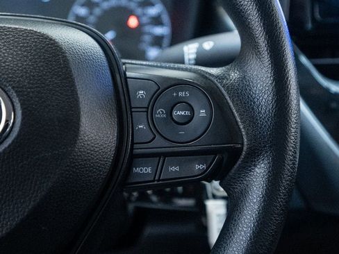 Used 2024 Toyota Corolla LE image 25