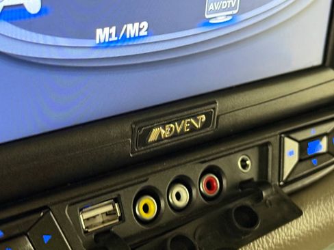 Used 2018 Ford Expedition Max Limited w/ Equipment Group 301A RWD image 36