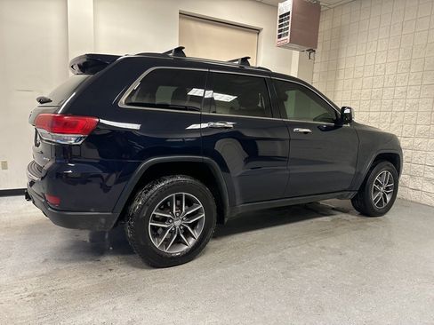 Used 2017 Jeep Grand Cherokee Limited w/ Trailer Tow Group IV image 47