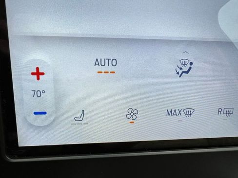 Used 2022 Ford Edge SEL image 35