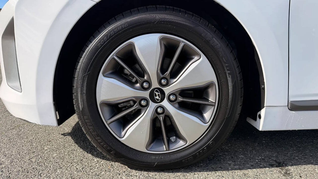 Used 2019 Hyundai Ioniq Limited FWD image 9