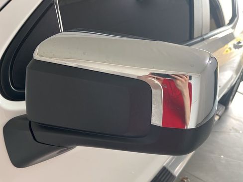 Used 2023 Chevrolet Silverado 1500 LT image 37