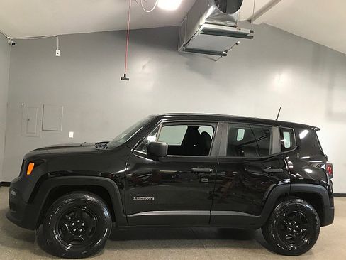 Used 2018 Jeep Renegade Sport w/ Power & Air Group AWD/4WD image 6